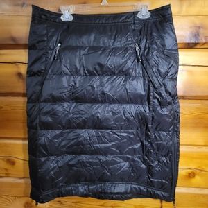 Winter skirt. 32 Degrees woman's size XL. BLACK. Excellent condition. High / Low